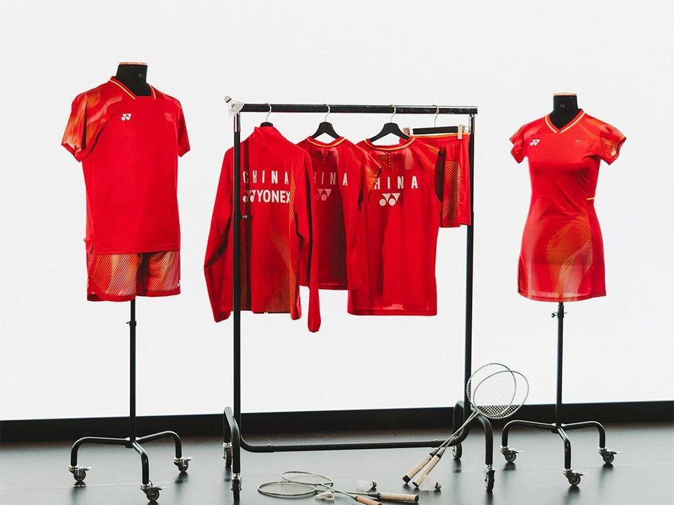 2026 中国羽毛球队比赛服系列（图片来源：Yonex）